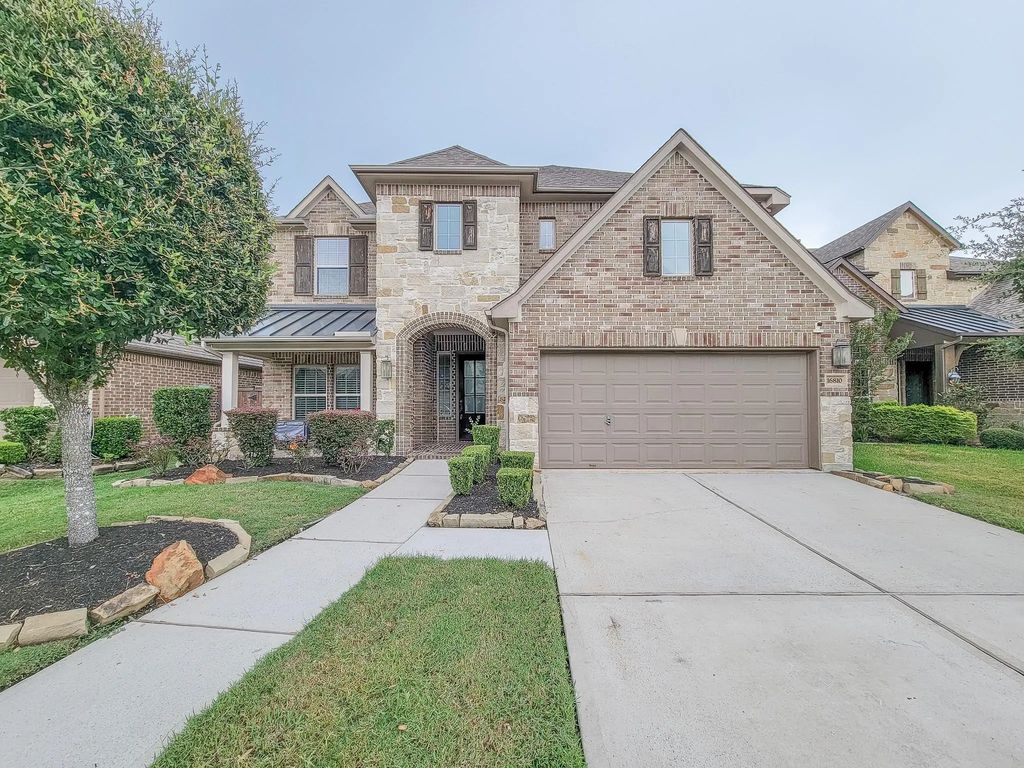 16810 Headwaters Forest Drive, Humble