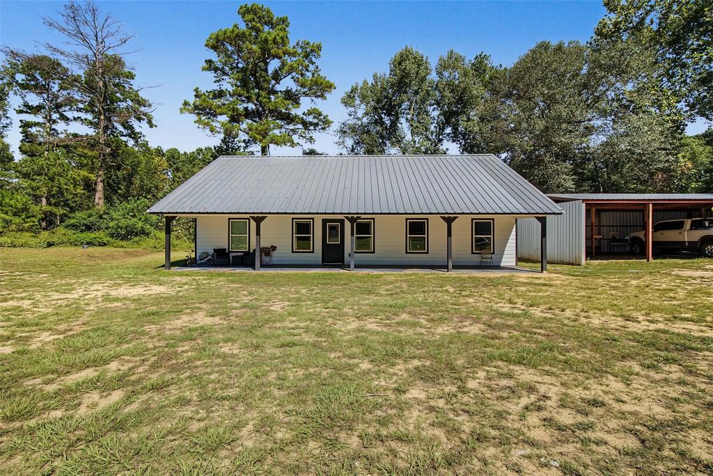 282 E Slumberlane Drive, Livingston