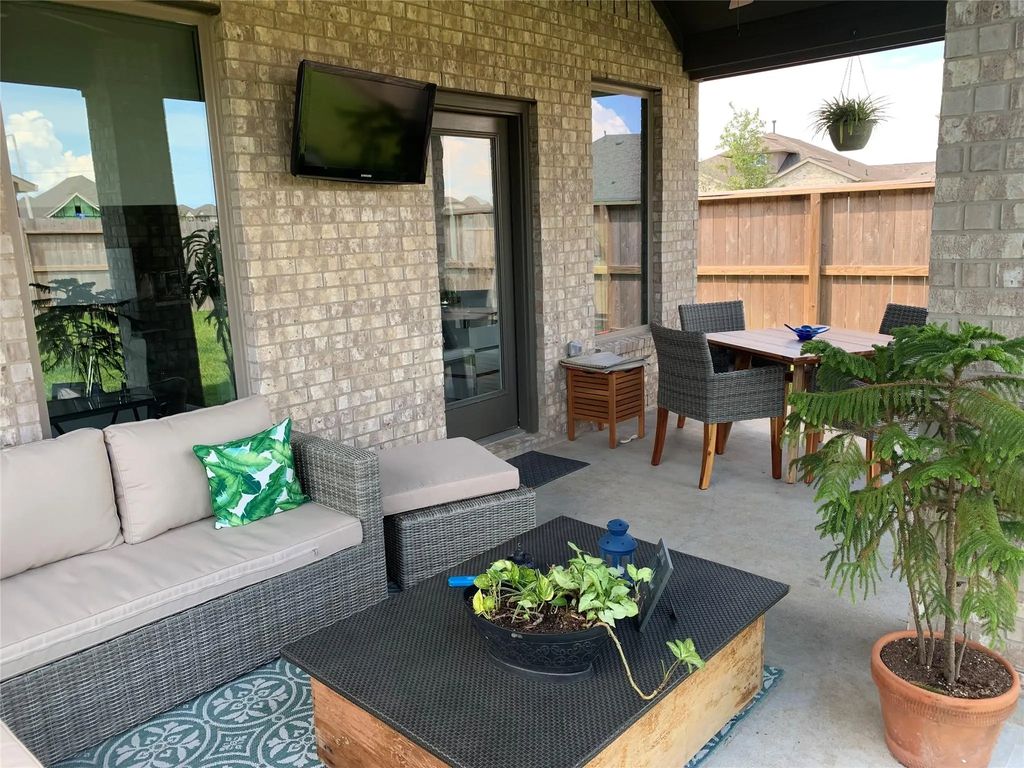 2710 Ocean Key Drive, La Marque
