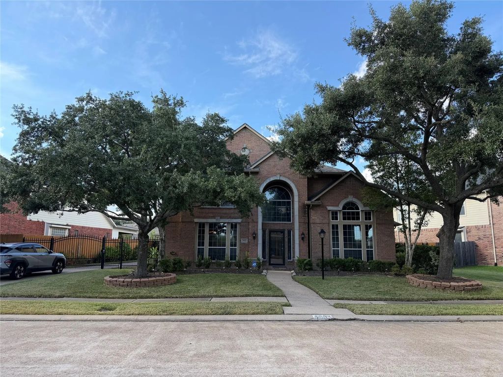 3902 Shadow Trace Circle, Houston