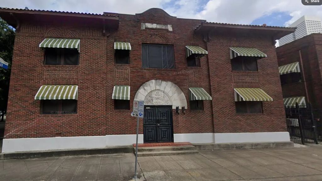 1414 Austin Street 04, Houston