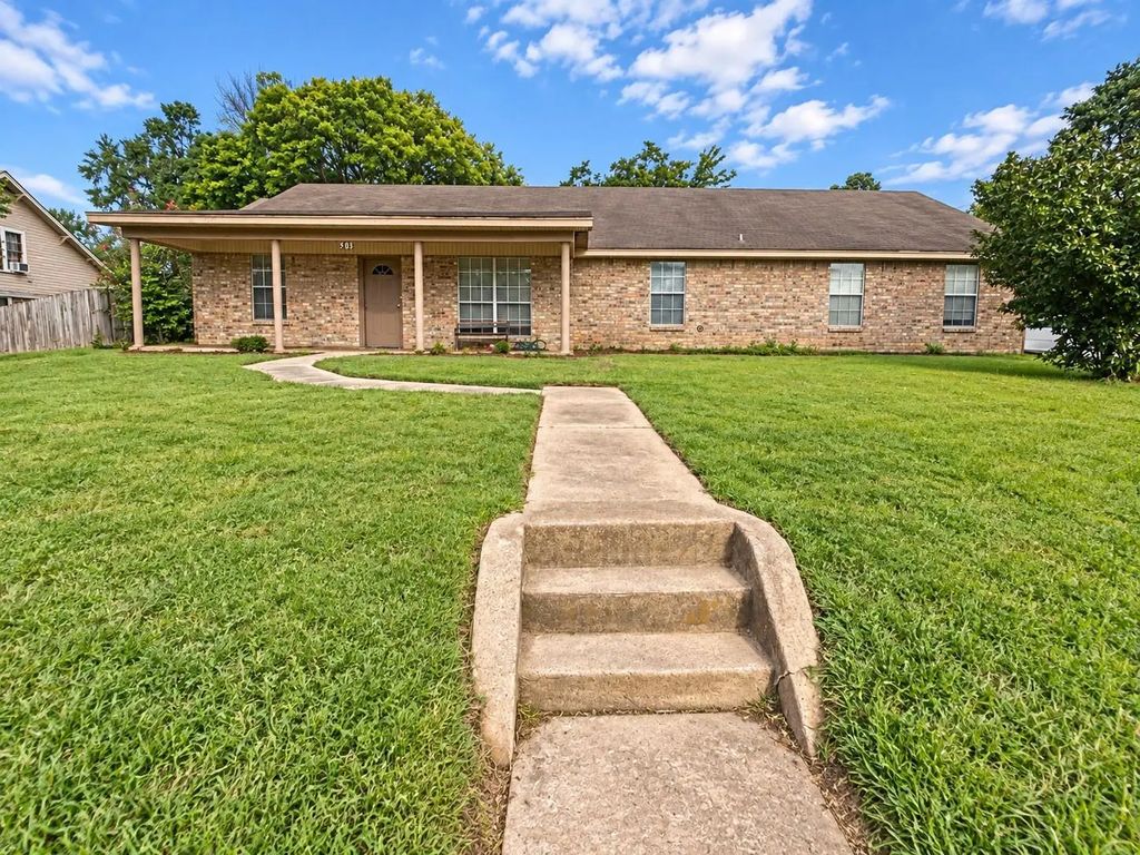 505 N Smithland Street, Linden