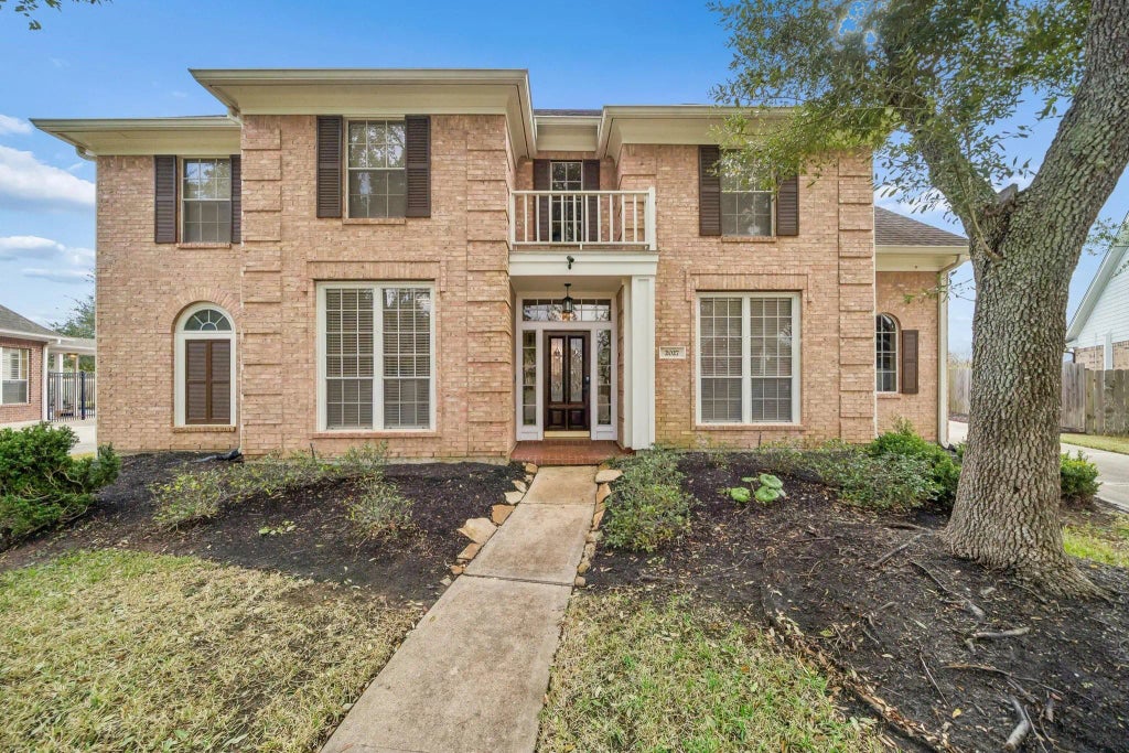2027 Valleria Court, Sugar Land