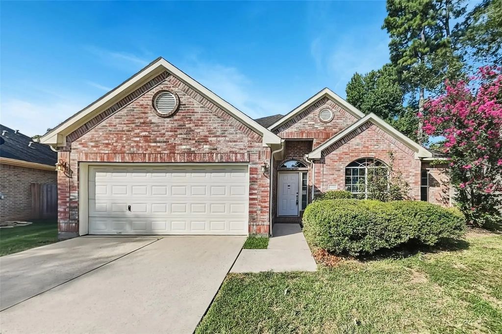 2225 Highland Hills Drive, Conroe