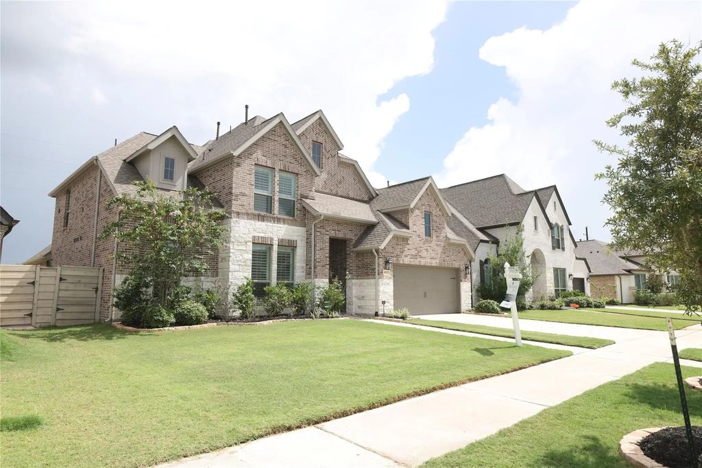 4913 Mulberry Shrubs Lane, Manvel