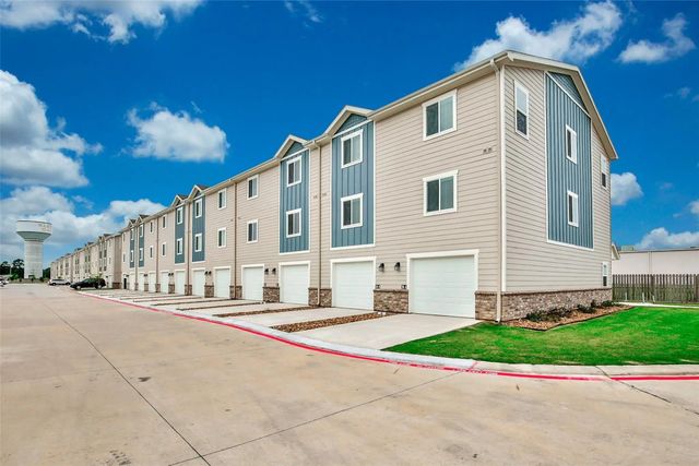 21155 Gosling Road 15 A-b, Spring