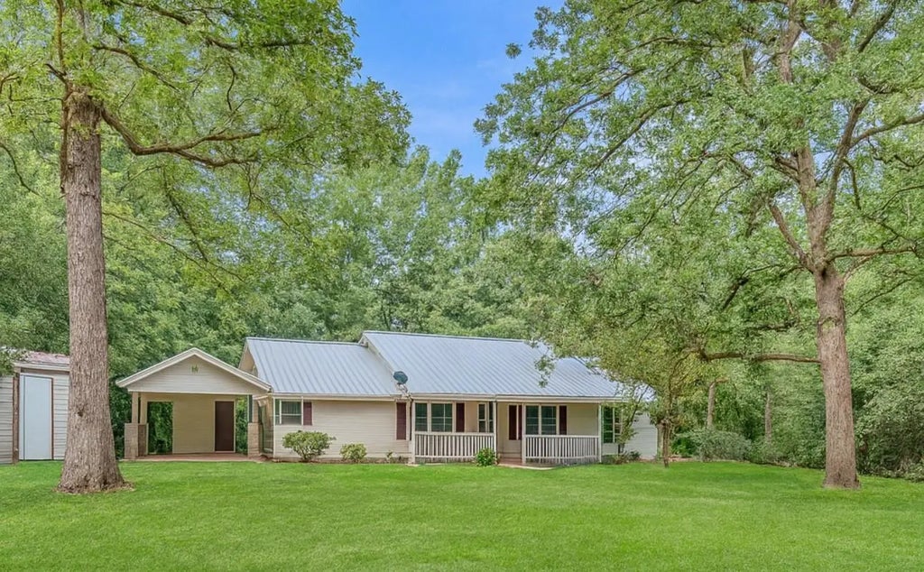 123 Sea Gull Drive, Livingston