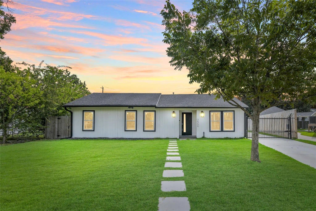 2550 Roy Circle, Houston