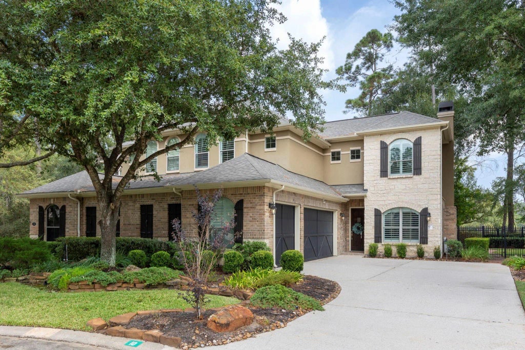 10 Mill Point Place, The Woodlands