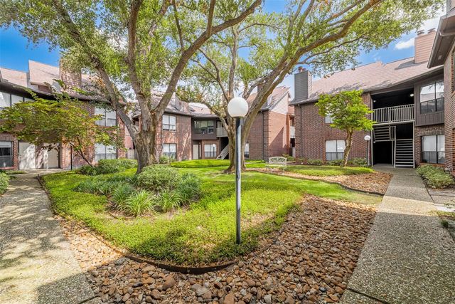 3100 Walnut Bend Lane 422, Houston