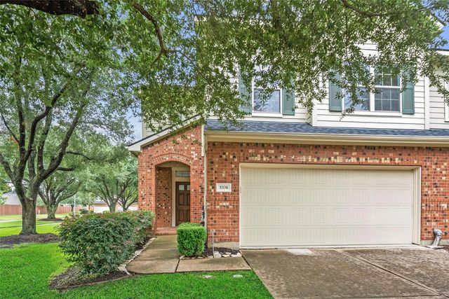 5338 Summit Hollow Drive, Houston