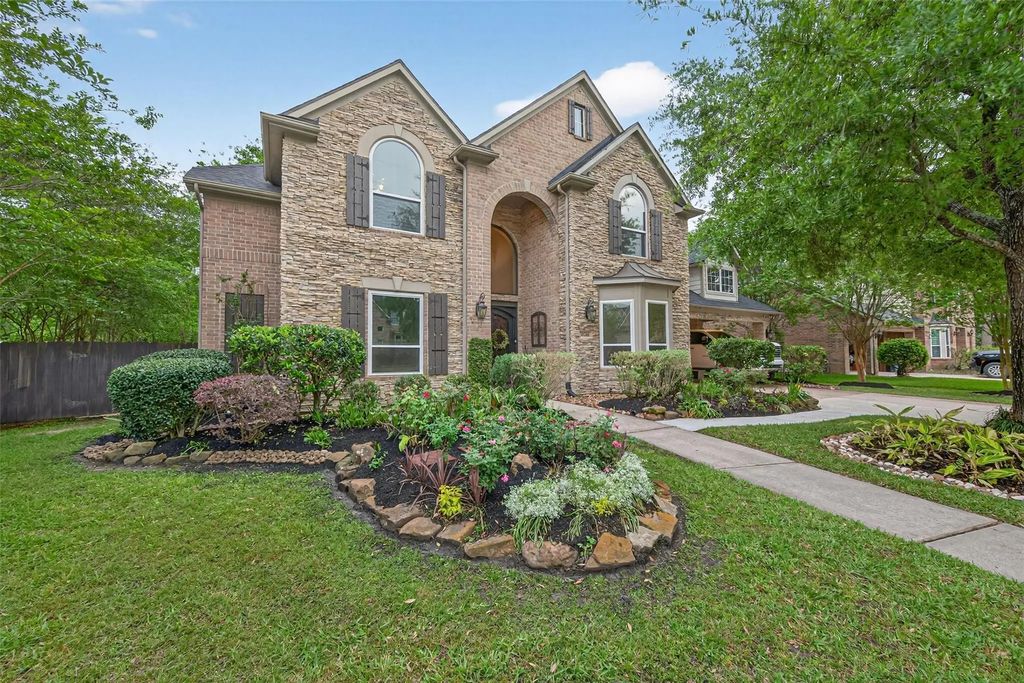 19214 Clear Sky Drive, Humble