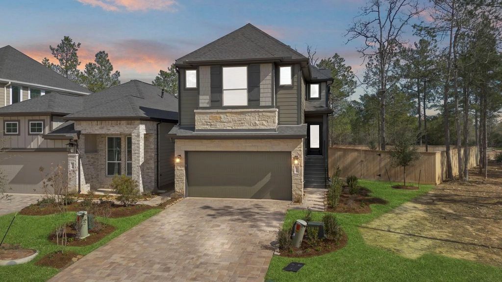 26277 E Outrider Banks Circle, Montgomery