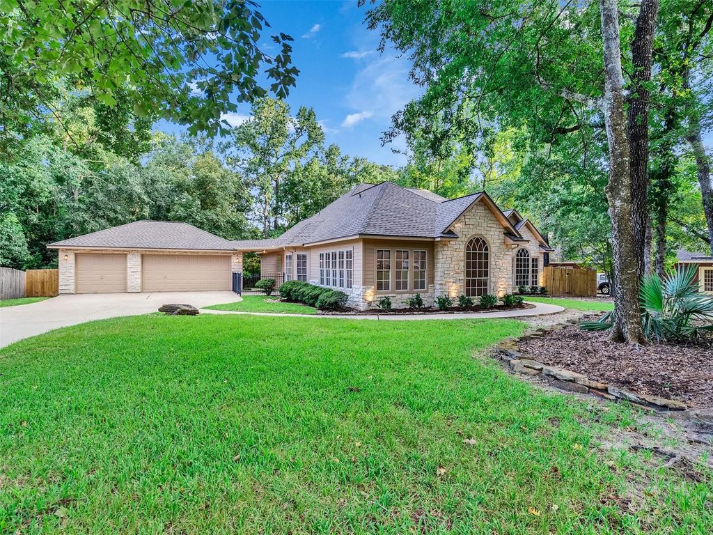 2312 Carriage Run E, Conroe