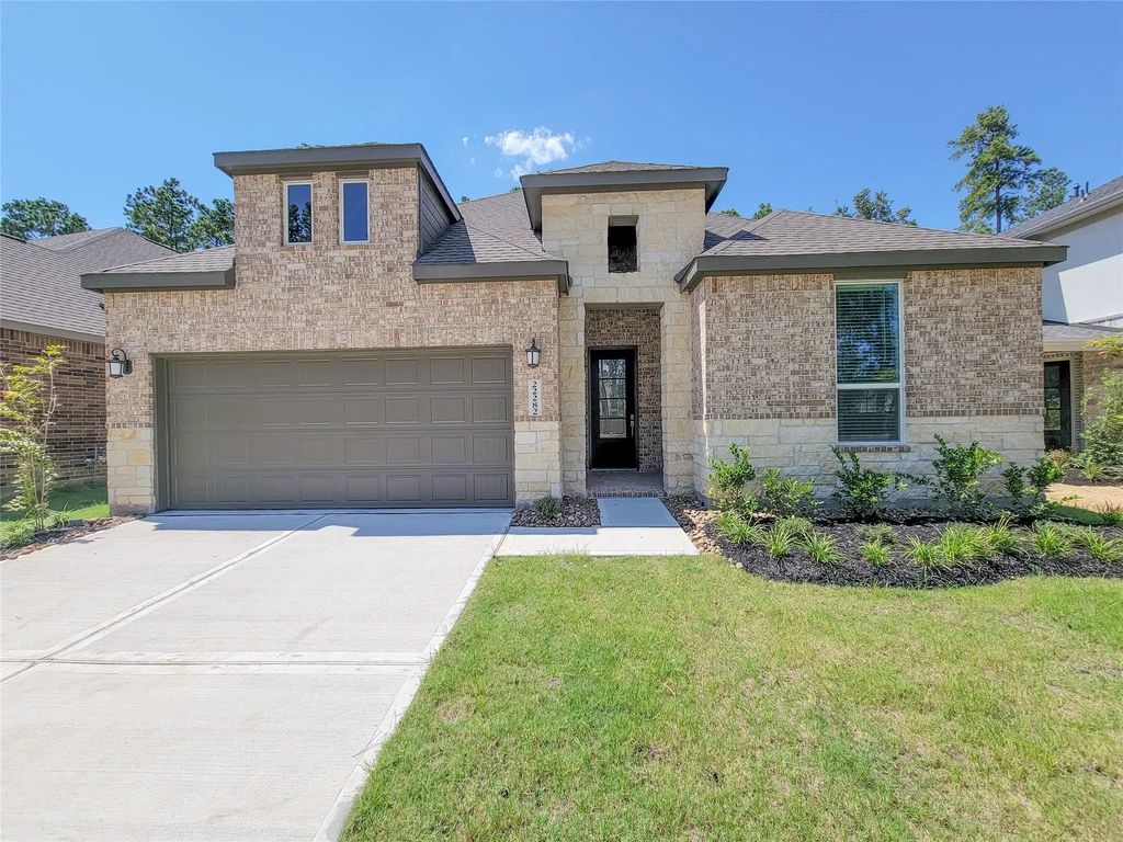 22282 Junction Peak, Porter