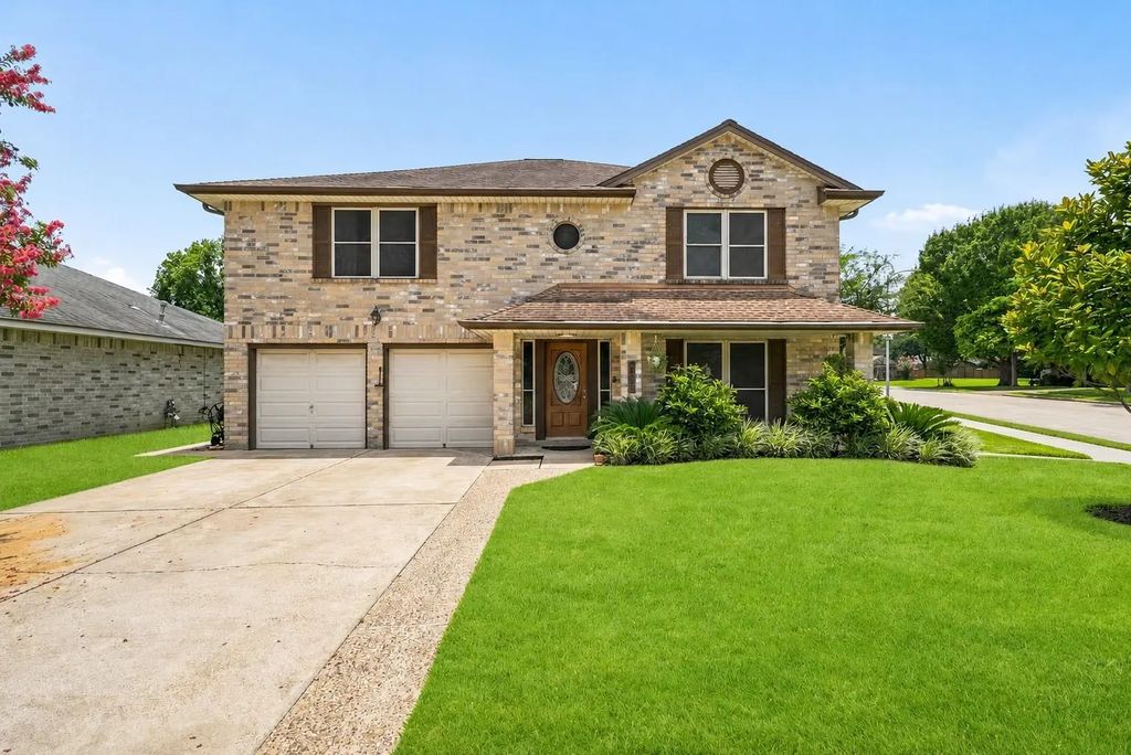 2135 Victoria Garden Drive, Richmond