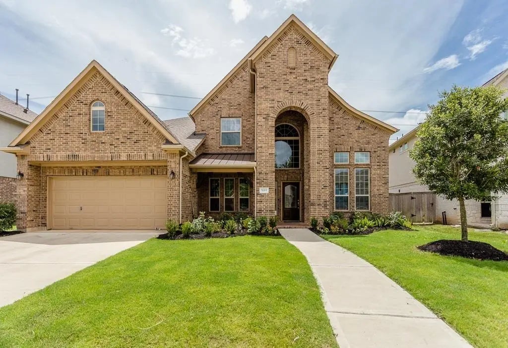 5015 Blackwater Lane, Sugar Land