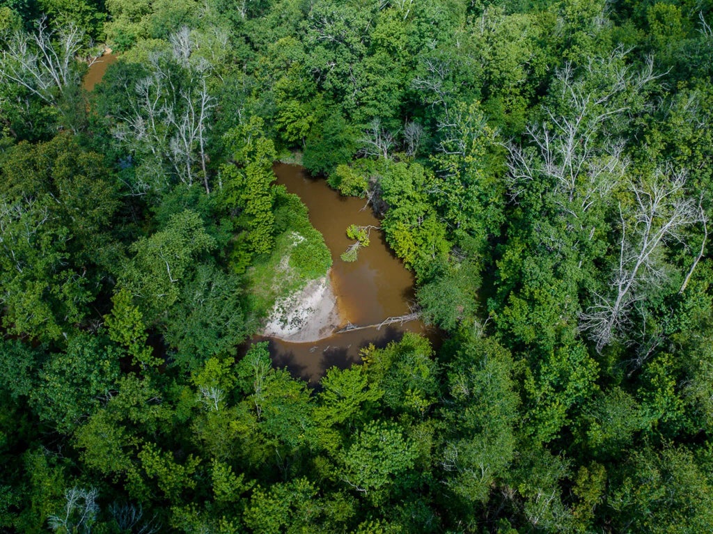 Off Of Sand Ridge Cemetery Road, Newton