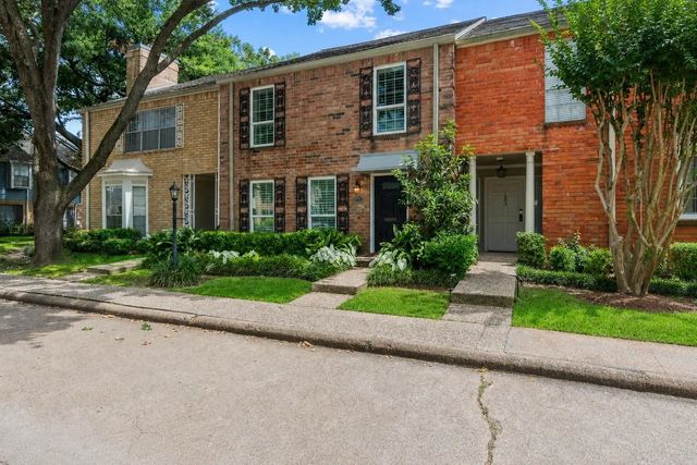 1645 W Sam Houston Parkway S, Houston
