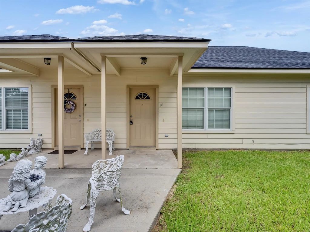 104 Longstreet Road 2, Willis