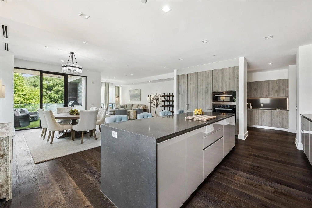 5104 Caroline Street 202, Houston