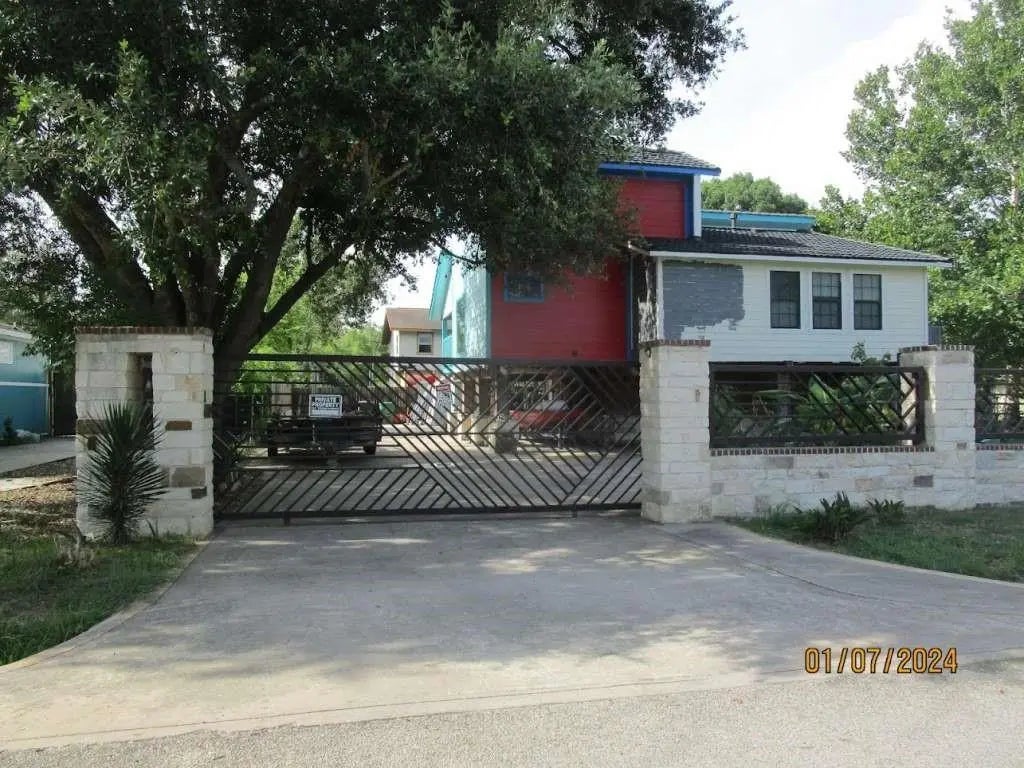 8939 Intervale Street, Houston