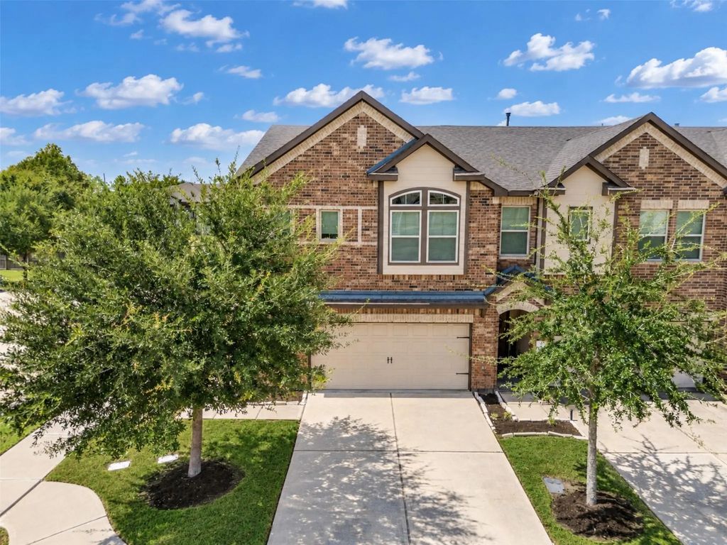 3418 Rainflower Springs Lane, Rosenberg