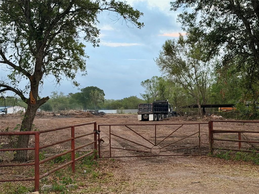 Berry Rd, Pearland