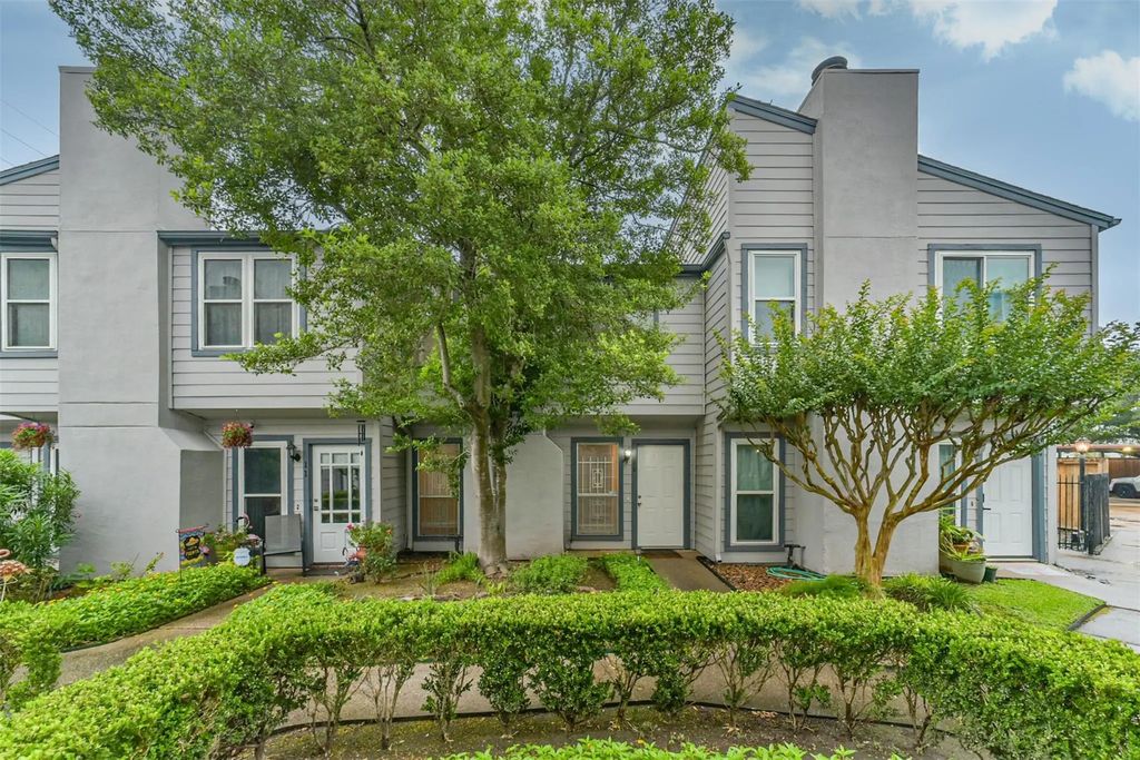 5917 Fairdale Lane 10, Houston