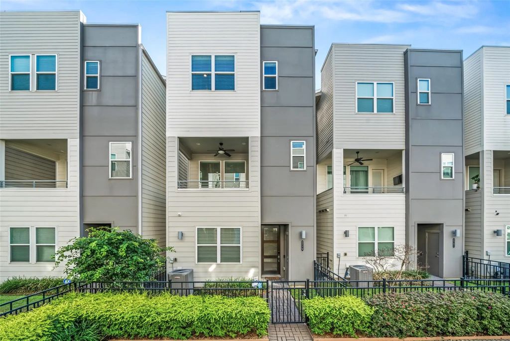 2779 Clinton Drive, Houston