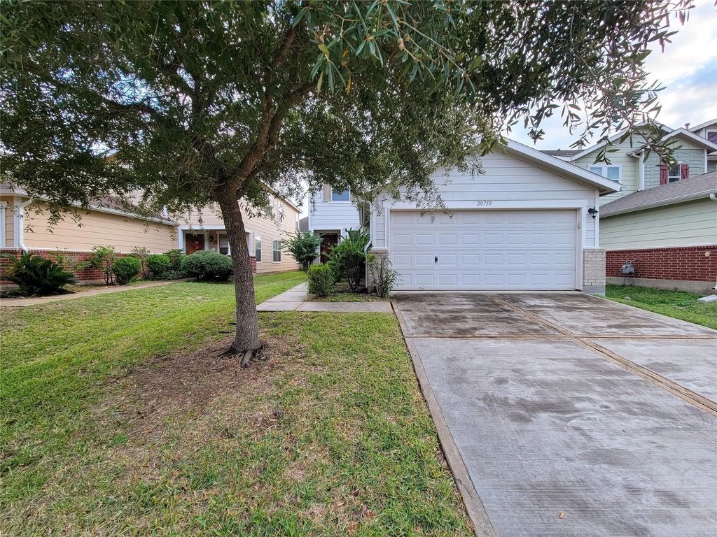 20759 Cypress Crescent Lane Lane, Cypress