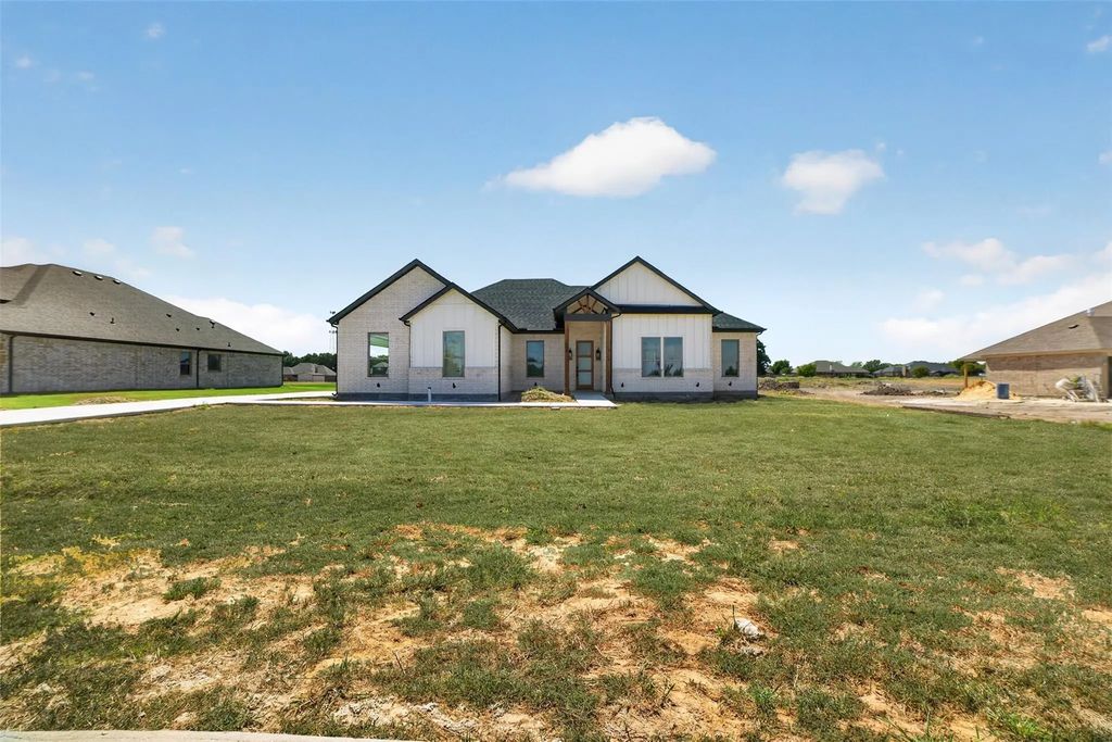 2821 Canvas Back Drive, Lone Oak