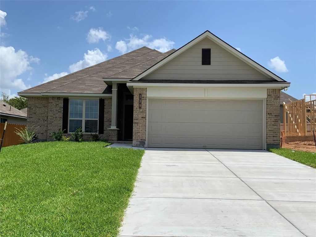 139 Bates Court, Huntsville