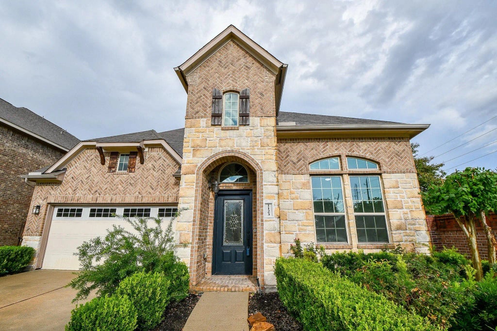 1123 Penny Worth Drive, Sugar Land