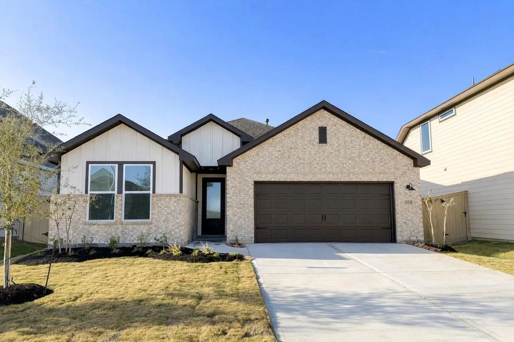 29331 Meadowcreek Hill Drive, Waller