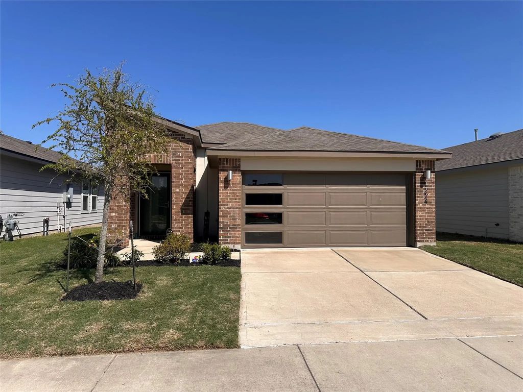 1224 Amistad Loop, College Station