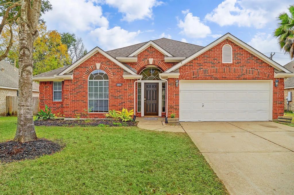 1925 Florida Drive, Seabrook