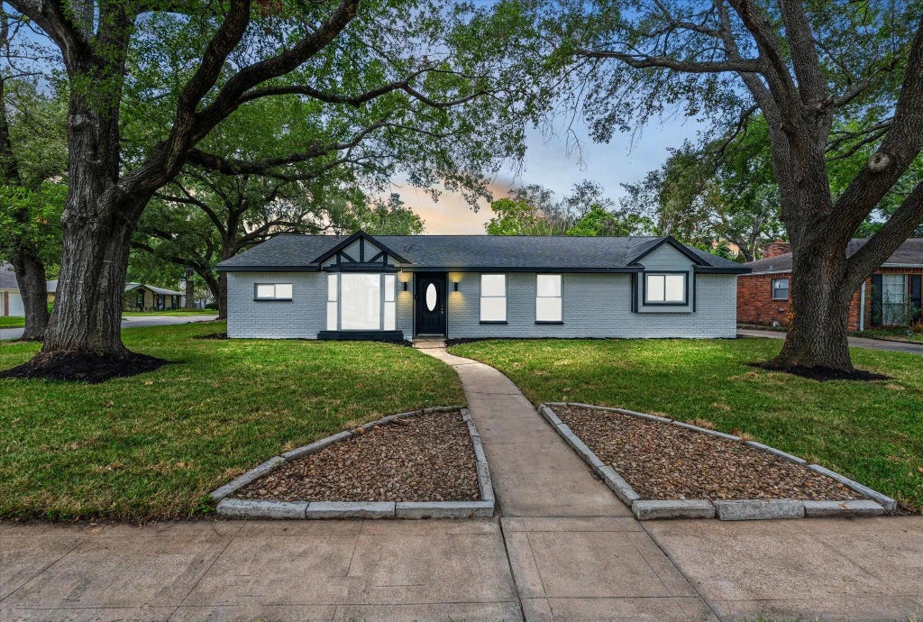 10730 Wickersham Lane, Houston