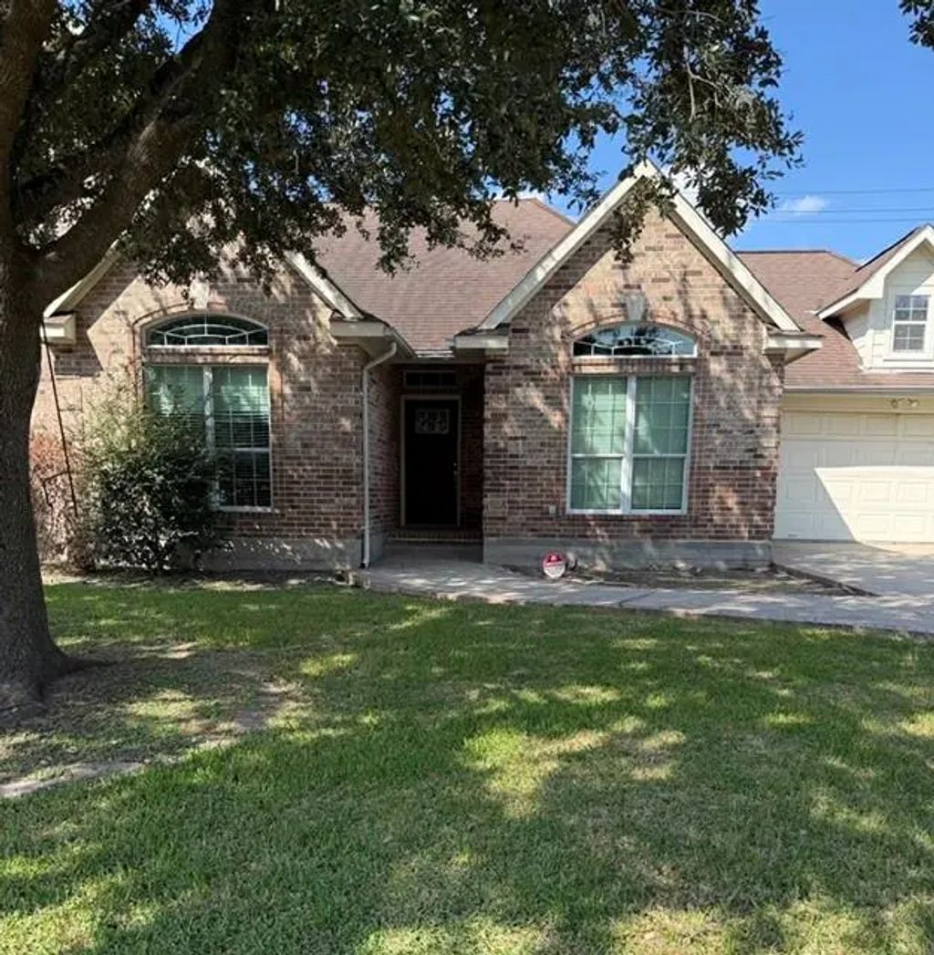 1611 Evesham Drive, Houston