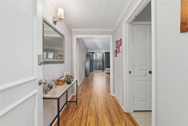 2400 N Braeswood Boulevard 108, Houston