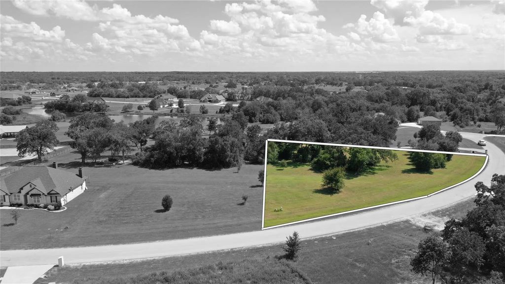 Tbd 1 Henley Cove Cove, Iola