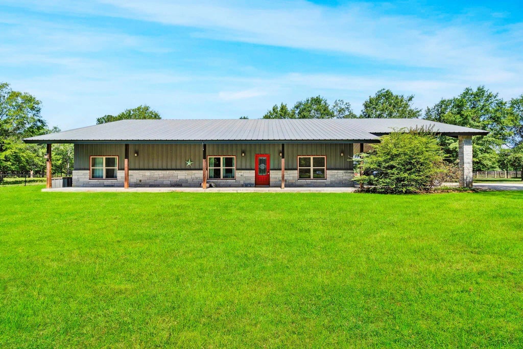 3780 Fm 3126, Livingston