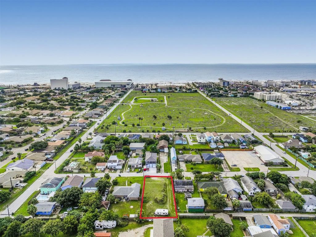 5724 Avenue T, Galveston