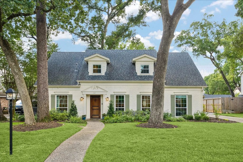 747 Thistlewood Drive, Houston
