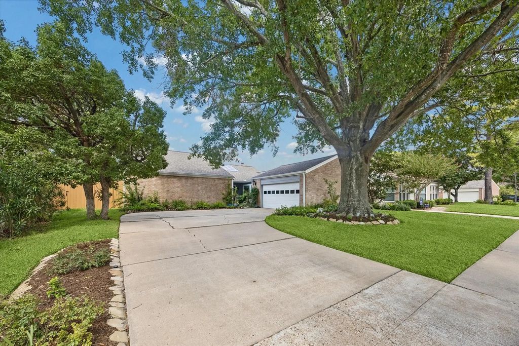 11402 Overbrook Lane, Houston