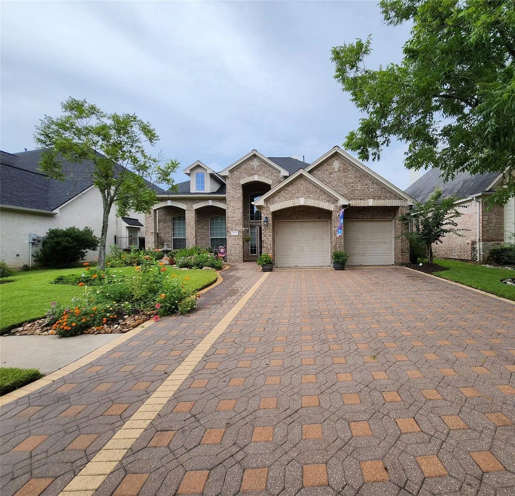 14330 Dunrobin Way, Sugar Land