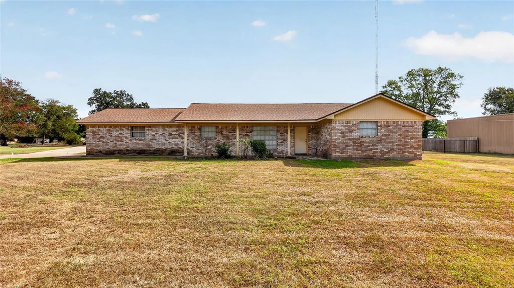 407 Rane Lane, Madisonville
