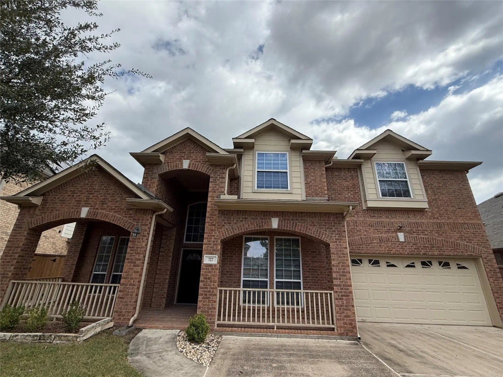727 Overdell Drive, Sugar Land