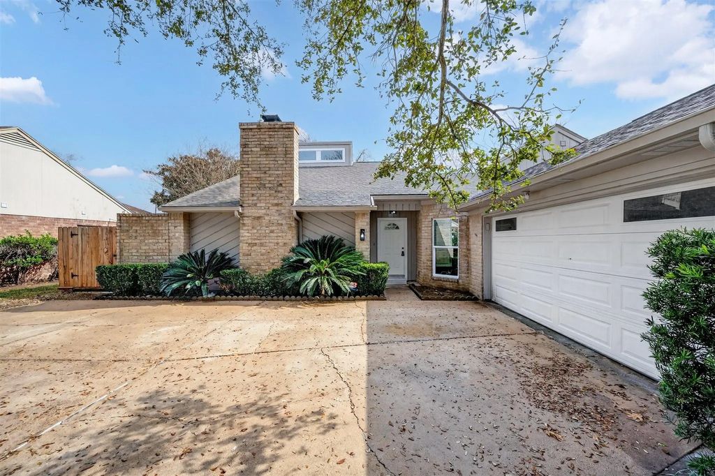 12303 Shelwick Drive, Houston