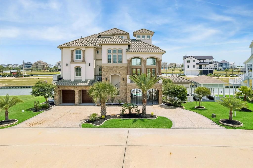 9 Loggerhead, Hitchcock